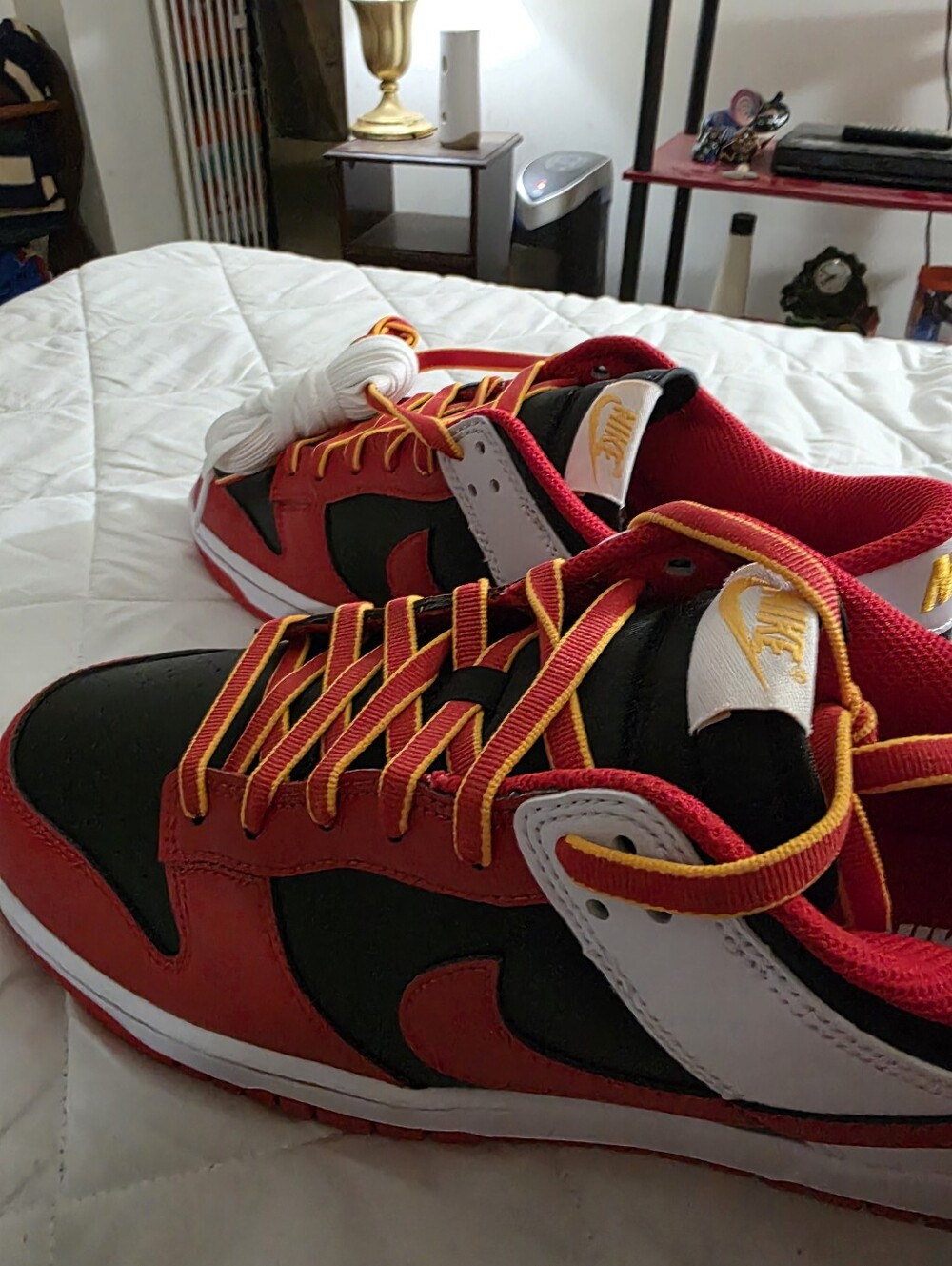 Men's Nike Dunk Low Retro, Size 10.5m, New.
